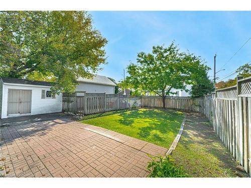 290 Pine Street, Milton, ON - Outdoor With Backyard