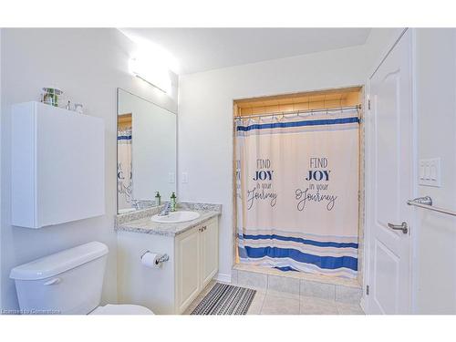 312 Bedrock Drive, Hamilton, ON - Indoor Photo Showing Bathroom