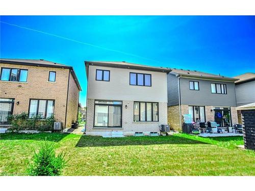 312 Bedrock Drive, Hamilton, ON - Outdoor