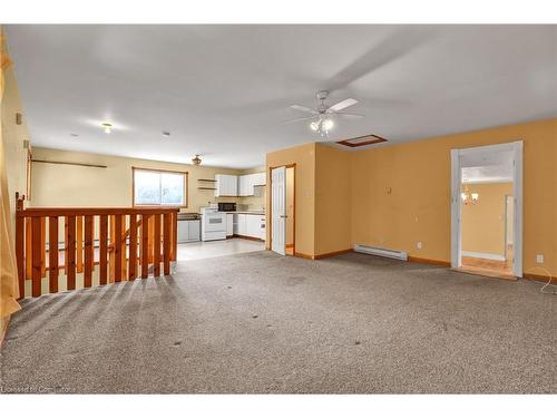 53 Dufferin St Street S, New Tecumseth, ON - Indoor Photo Showing Other Room