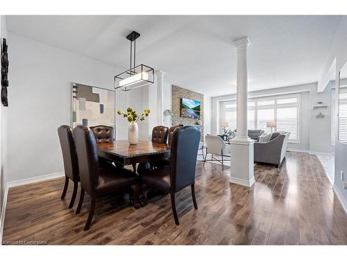 39 Weathering Heights, Stoney Creek, ON - Indoor Photo Showing Dining Room