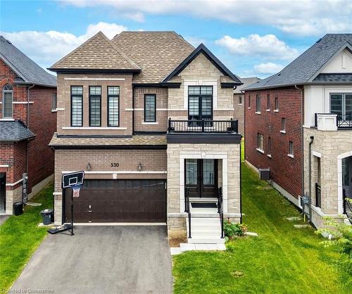 530 Thompson Street, Woodstock, ON - Outdoor With Facade