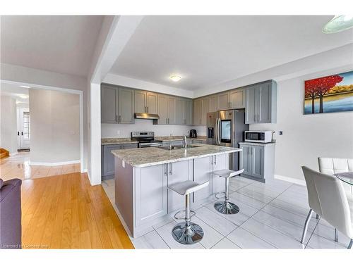 530 Thompson Street, Woodstock, ON - Indoor Photo Showing Kitchen With Double Sink