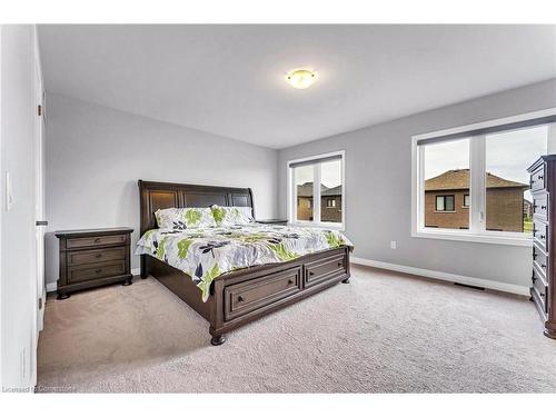 530 Thompson Street, Woodstock, ON - Indoor Photo Showing Bedroom