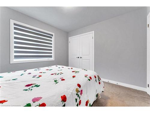 530 Thompson Street, Woodstock, ON - Indoor Photo Showing Bedroom