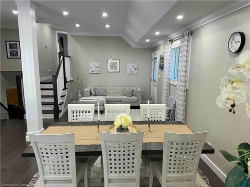 540 Wedgewood Drive, Burlington, ON - Indoor Photo Showing Dining Room