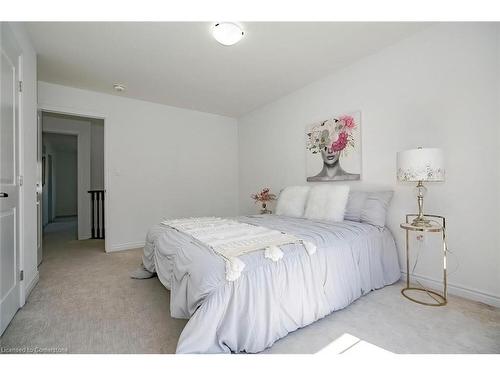 4 Whitton Dr Drive, Brantford, ON - Indoor Photo Showing Bedroom