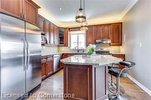 797 Paris Boulevard, Waterloo, ON - Indoor Photo Showing Kitchen