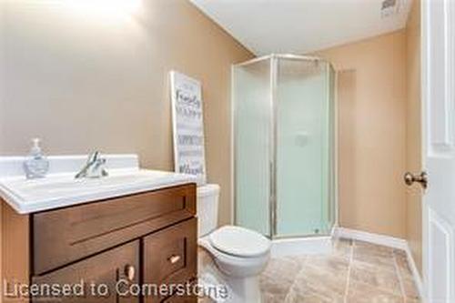 797 Paris Boulevard, Waterloo, ON - Indoor Photo Showing Bathroom