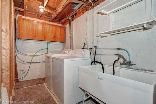 144 Greendale Crescent, Kitchener, ON - Indoor Photo Showing Laundry Room