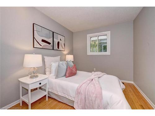 144 Greendale Crescent, Kitchener, ON - Indoor Photo Showing Other Room