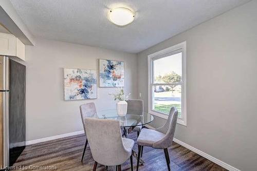 144 Greendale Crescent, Kitchener, ON - Indoor Photo Showing Dining Room