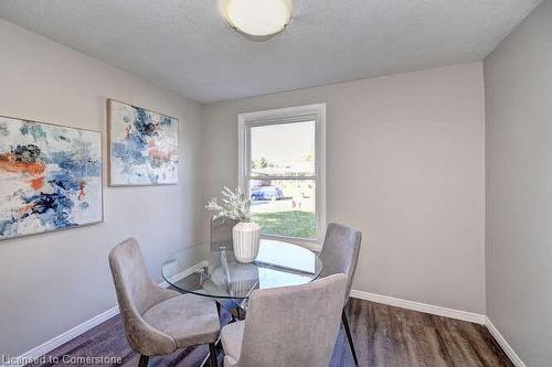 144 Greendale Crescent, Kitchener, ON - Indoor Photo Showing Dining Room