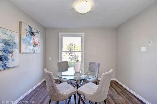 144 Greendale Crescent, Kitchener, ON - Indoor Photo Showing Dining Room