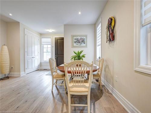 130 Anne Street, Niagara-On-The-Lake, ON - Indoor Photo Showing Dining Room