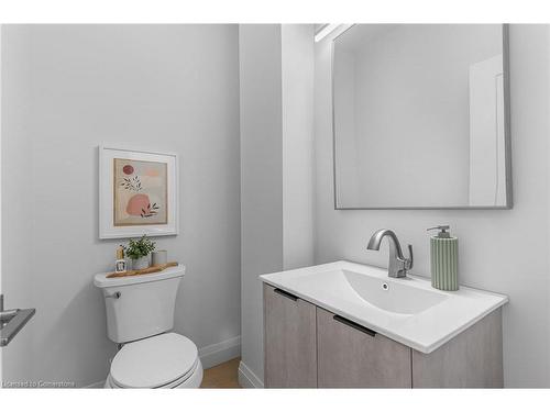 20 Greenaway Avenue, Hamilton, ON - Indoor Photo Showing Bathroom