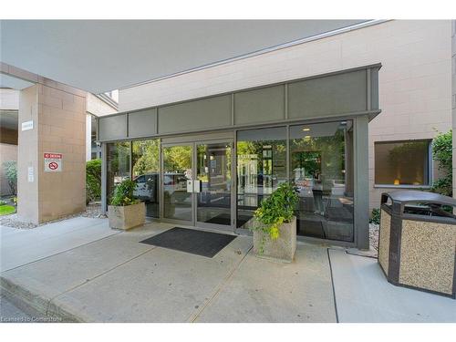 1709-1 Hickory Tree Road, Toronto, ON - Outdoor With Exterior