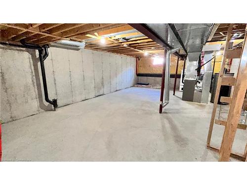 133 Braddock Private, Nepean, ON - Indoor Photo Showing Basement