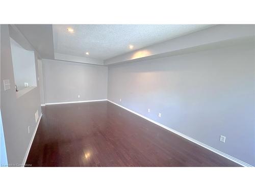 133 Braddock Private, Nepean, ON - Indoor Photo Showing Other Room