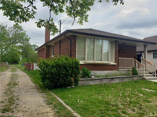 5568 Drummond Road, Niagara Falls, ON - Outdoor