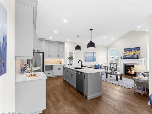 111 Livingston Drive, Tillsonburg, ON - Indoor Photo Showing Kitchen With Fireplace With Upgraded Kitchen