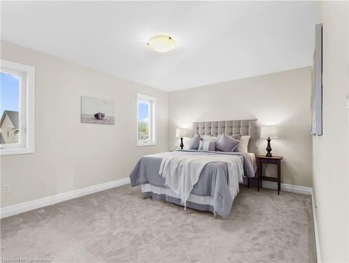 111 Livingston Drive, Tillsonburg, ON - Indoor Photo Showing Bedroom