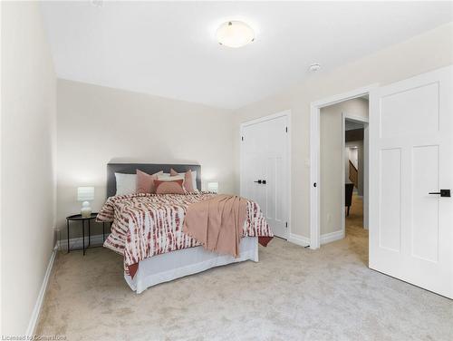 111 Livingston Drive, Tillsonburg, ON - Indoor Photo Showing Bedroom