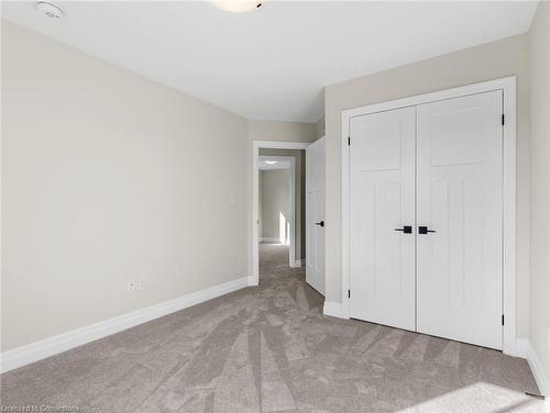 111 Livingston Drive, Tillsonburg, ON - Indoor Photo Showing Other Room