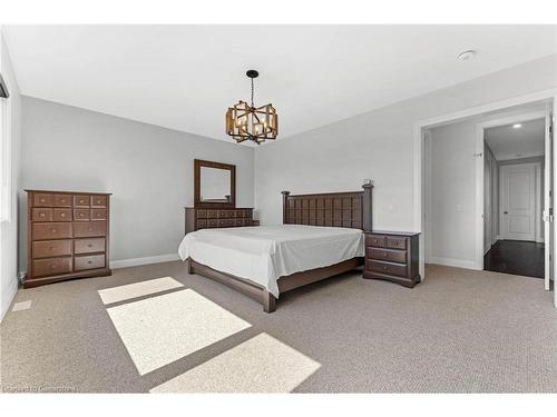 125 Prince Charles Crescent, Woodstock, ON - Indoor Photo Showing Bedroom