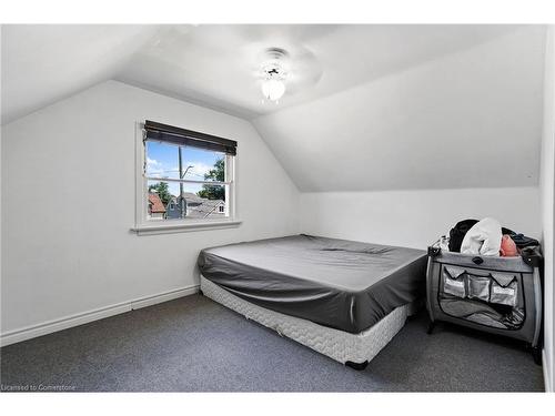 28 Alexandra Boulevard, St. Catharines, ON - Indoor Photo Showing Bedroom