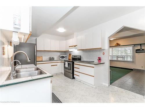 7941 Highway 26, Clearview, ON - Indoor Photo Showing Kitchen With Double Sink