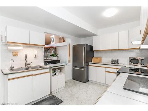 7941 Highway 26, Clearview, ON - Indoor Photo Showing Kitchen With Double Sink