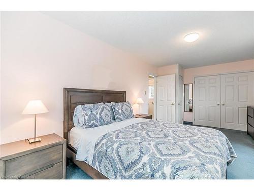 7941 Highway 26, Clearview, ON - Indoor Photo Showing Bedroom