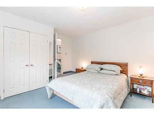 7941 Highway 26, Clearview, ON - Indoor Photo Showing Bedroom