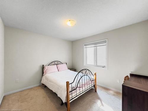 57 Esther Crescent, Thorold, ON - Indoor Photo Showing Bedroom