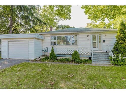 2293 Glenwood Drive, Burlington, ON 