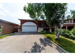 4281 Creeks End  Mississauga, ON L4Z 1L6