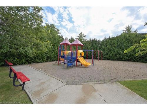 15 Cheltenham Road, Barrie, ON - Outdoor