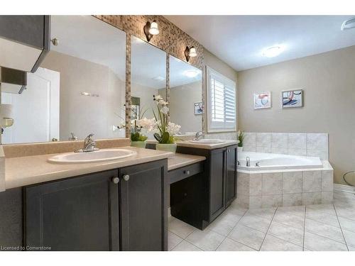 58 Vanderbrink Drive, Brampton, ON - Indoor Photo Showing Bathroom