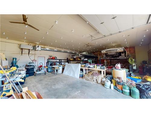 1389 5Th Con Road West Road, Hamilton, ON - Indoor Photo Showing Garage