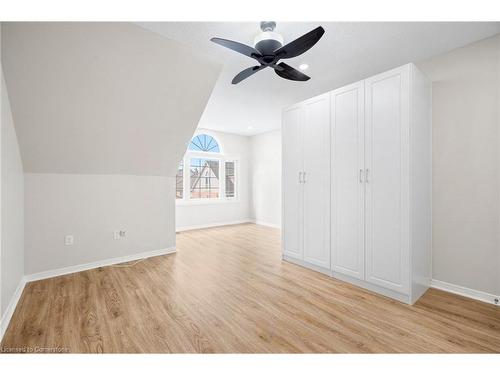 207-2055 Walkers Line, Burlington, ON - Indoor Photo Showing Other Room