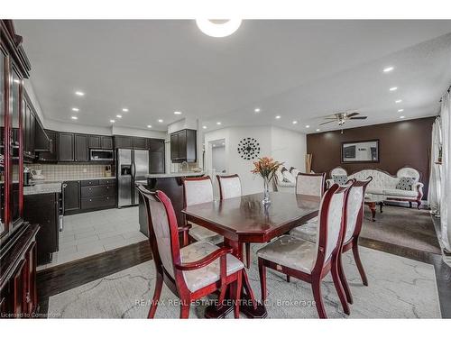 1634 Chelton Place, London, ON - Indoor Photo Showing Dining Room