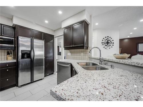 1634 Chelton Place, London, ON - Indoor Photo Showing Kitchen With Stainless Steel Kitchen With Double Sink With Upgraded Kitchen