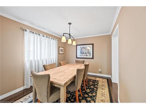 3246 Colonial Drive, Mississauga, ON - Indoor Photo Showing Dining Room