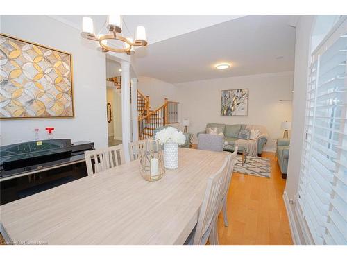 50 Islandview Way, Stoney Creek, ON - Indoor Photo Showing Dining Room