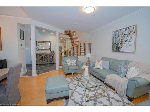 50 Islandview Way, Stoney Creek, ON - Indoor Photo Showing Living Room