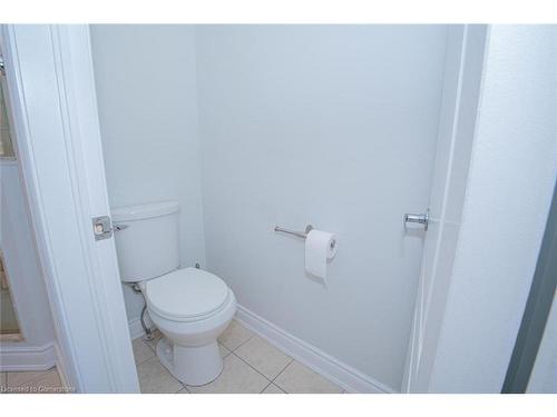 50 Islandview Way, Stoney Creek, ON - Indoor Photo Showing Bathroom