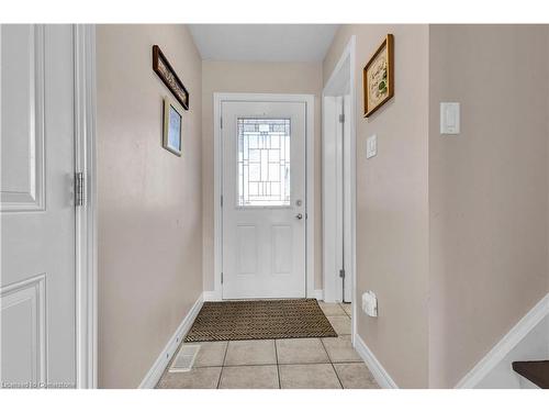 21 Henderson Drive, Guelph, ON - Indoor Photo Showing Other Room