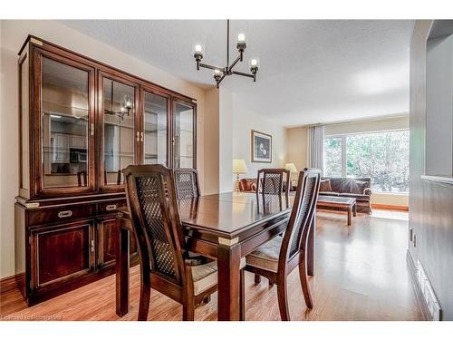 1165 Flagship Drive, Mississauga, ON - Indoor Photo Showing Dining Room