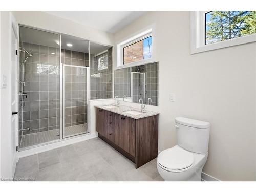 53-1045 Greensview Drive, Huntsville, ON - Indoor Photo Showing Bathroom